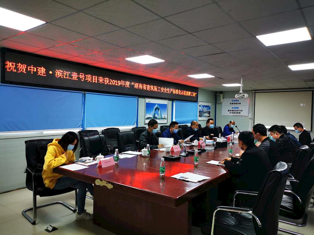 b13ec57c196b448a84dfce6a1e3f964e.jpg