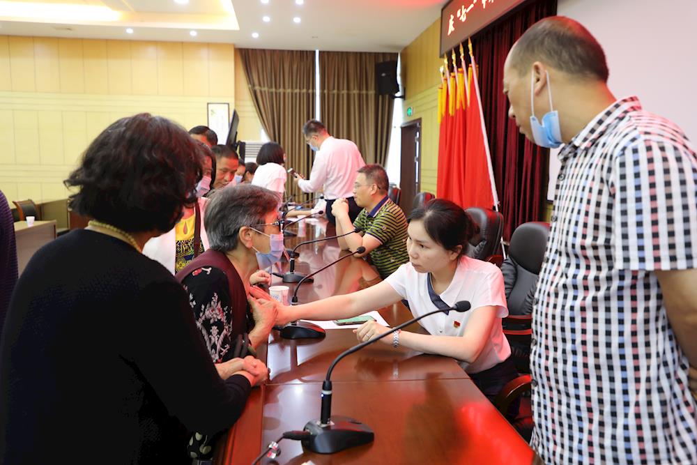 11b0817710c24597b6e3431fea393d76.jpg 11b0817710c24597b6e3431fea393d76.jpg